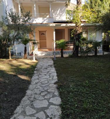 Ishem Casa | Vacation Home in Gjiri i Lalëzit, Lalëz, Durrës
