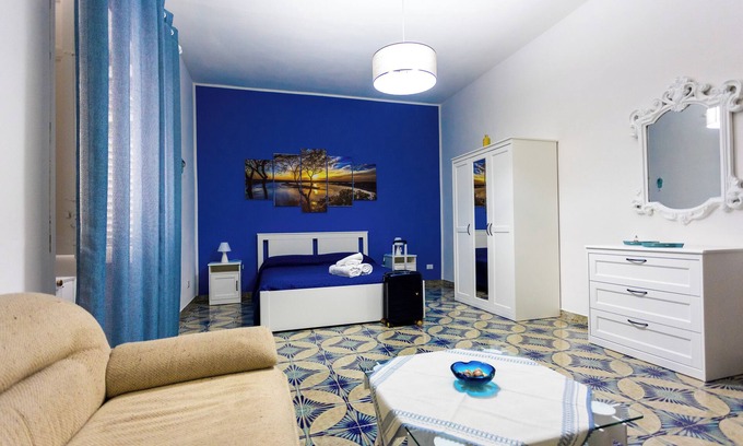Sferracavallo Casa | Vacation home in Sferracavallo a few steps from the sea Ideal for families