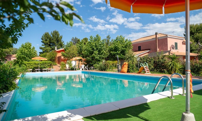Citta Sant'Angelo Casa | Casa de vacaciones Breda by Interhome
