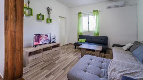 Pirovac Casa | Vacation home Ivan