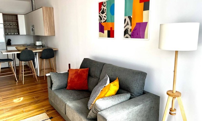 Armenime Apartamento | Casa de vacaciones "Jasmine L7" con vistas al mar y Wi-Fi