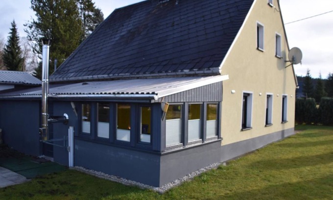 Marienberg Apartamento | Vacation home Kühnhaide in the Erzgebirge - vacation home, shower, WC, 2 bedrooms