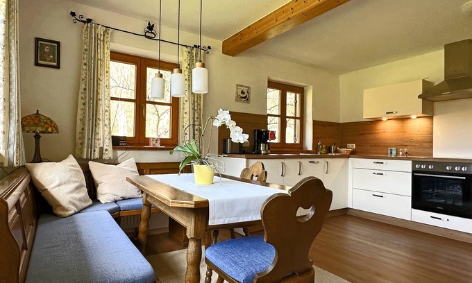 Aschau im Chiemgau Apartamento | Vacation home Labenbach 75 sqm - living on the first floor for 2 persons with south-facing terrace