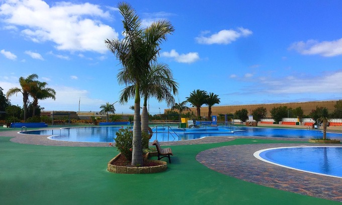 Arona Chalet De Esquí | Vrbo Property
