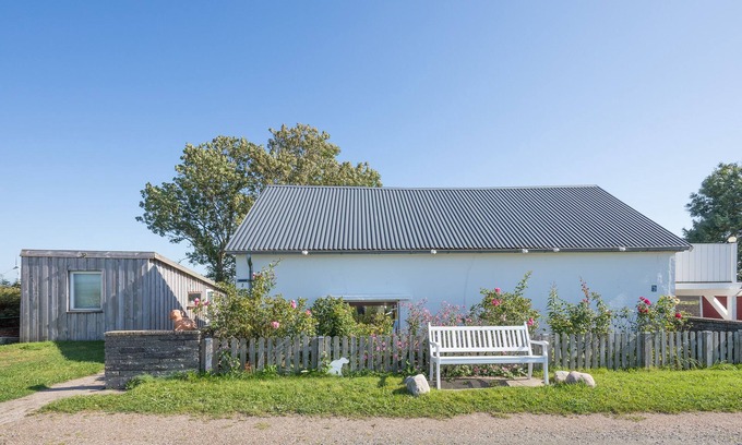 England Casa | Vacation home Sputnik in Nordstrand for up to 5 people