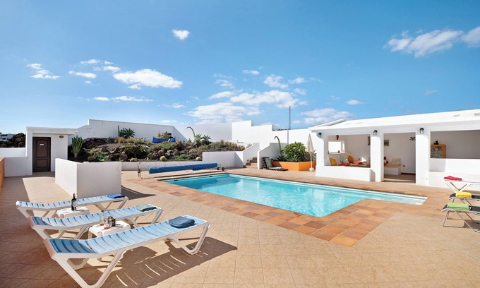 Tias Casa | Casa de vacaciones 'Villa Casa Sol Y Mar' con vistas al mar, piscina privada y Wi-Fi