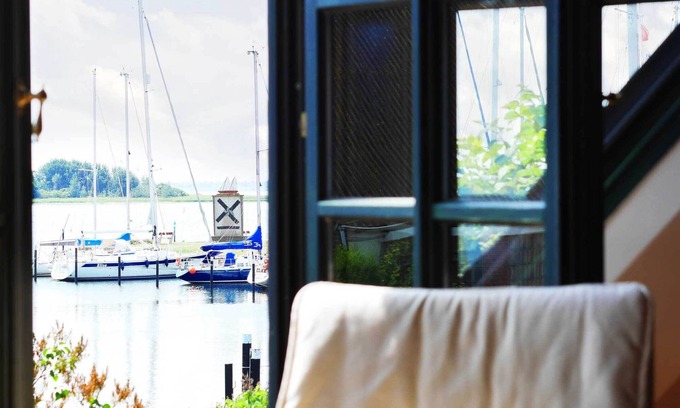 Lemkenhafen Casa | Vacation home with WiFi, roof terrace and fantastic sea views