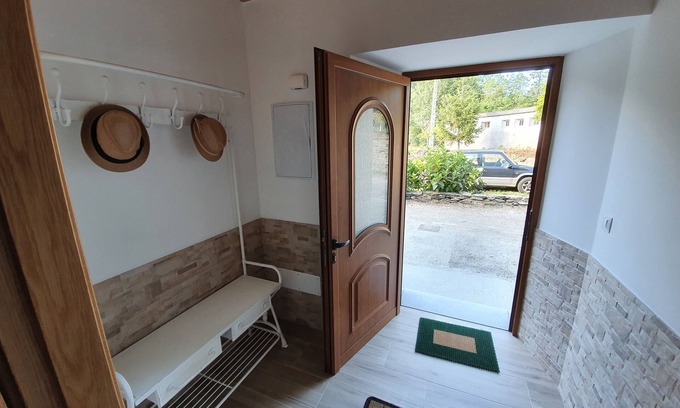 Lourenza Casa | Alquiler Vacacional Casa Muiño dos Frades "en un entorno agradable"