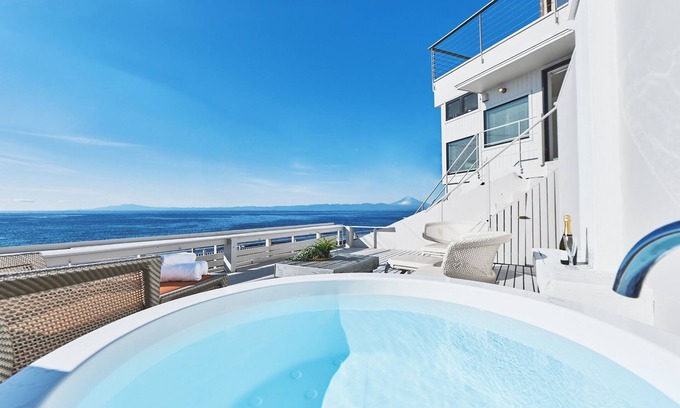Yokosuka Casa | Vacation Rental with a large terrace jacuzzi / Yokosuka Kanagawa