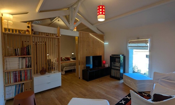 Rivieres Cabaña | Alquiler vacacional con terraza privada, WIFI, se admiten mascotas, carga eléctrica en Rivières