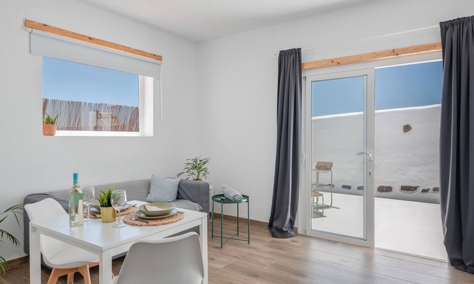 Macher Apartamento | Vacaciones 'Rincón De Agustín' con vistas a la montaña, terraza privada y Wi-Fi