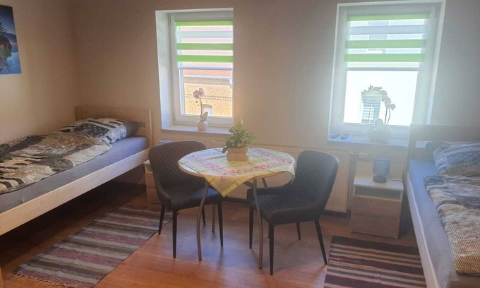 Sandersdorf-Brehna Apartamento | Vacation room /fitter's room for max. 2 guests