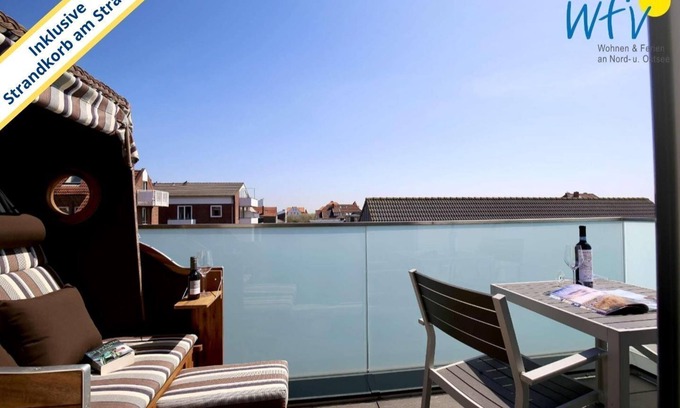 Wangerooge Apartamento | Vacation with a sunny balcony and your own beach chair on the beach