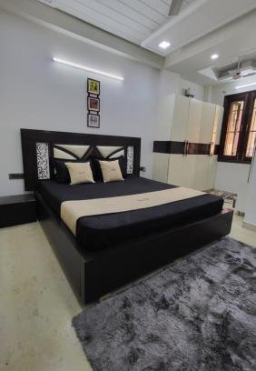Pitampura Apartamento | VacationBuddy Opulent Homestay 2 BHK Pitampura NSP