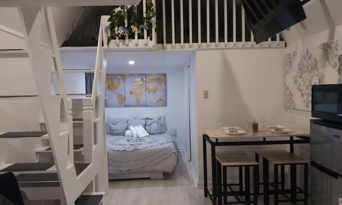 Fairhope Cabaña | Vacationing on a budget near the beach 2