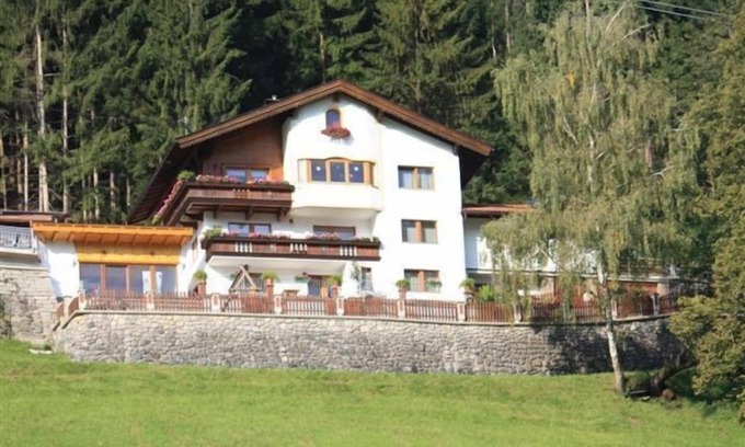 Kaltenbach Apartamento | Vacations in the mountainsIn the ZillertalDirectly on the valley runFamily-friendly