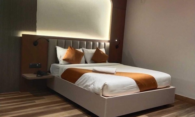 Agara Hotel | Vaishnavi Residency