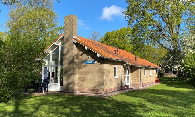 Breezand Casa | Vakantiehuis De Branding, slechts 2 minuten van Strand en Zee!
