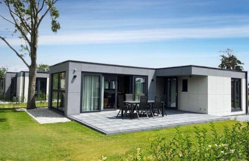 Scherpenisse Chalet De Esquí | Vakantiepark de Zeeuwse Parel - de Zeebries