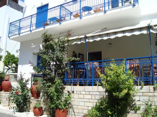 Old Town Naxos Hotel | Vakhos