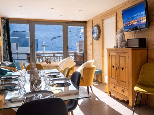 Val-Thorens Apartamento | Val Thorens - Appt 6 pers rénové, 2 chambres, WiFi, loc. à skis, proche pistes - FR-1-637-28