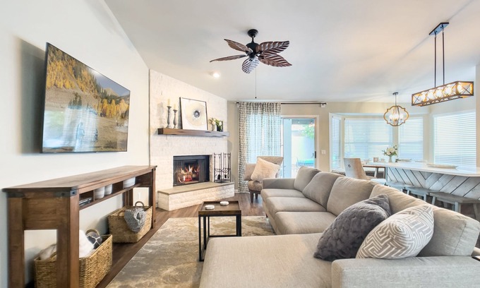 Val Vista Lakes Casa | Val Vista Oasis- Gorgeous Gilbert Home with Pool