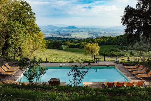 Sassofortino Casa | VALDONICA WINERY Fine Dine & Wine Hotel