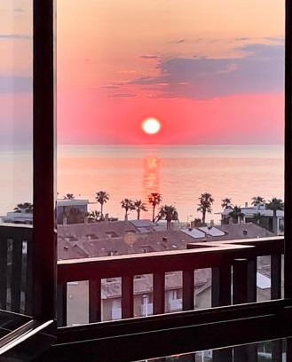 Alboraya Apartamento | Valencia Beachfront Home 23