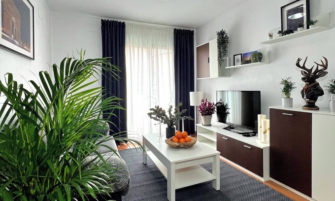 Jesus Apartamento | Valencia Oasis Retreat - 2 Bedroom Apartment
