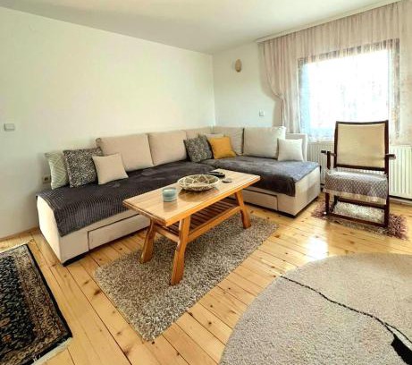 Divcibare Casa | Valentina Vikendica Divcibare