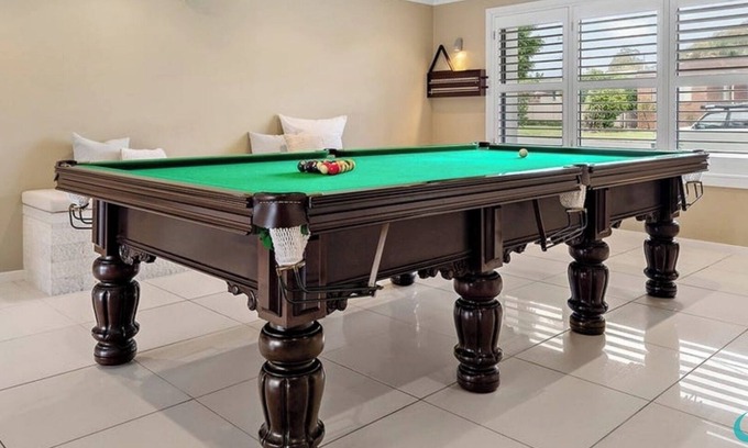Valentine Casa | Valentine Riverside Manor