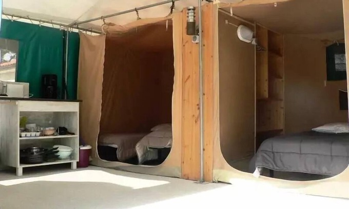Soturac Casa | Valenty Campsite *** - Trapper Tent 3 rooms 5 people Without Sanitary