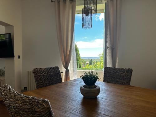 Uzes Apartamento | Vallee de l Eure