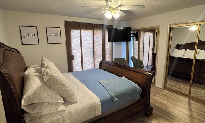 Turlock Casa | Valley Getaway: Spacious Home Perfect for Groups