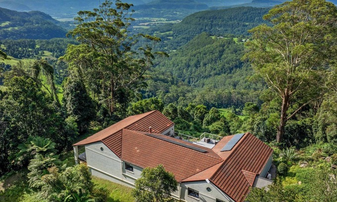 Beaumont Casa | Valley View House, Kangaroo Valley