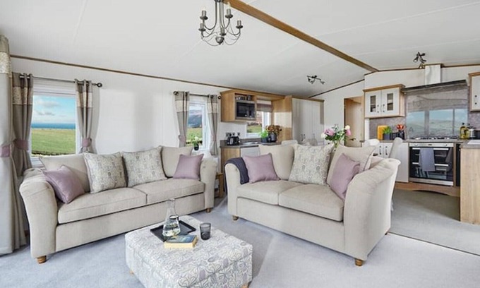 Truro Casa | Valley View Lodge with a luxurious Hot Tub