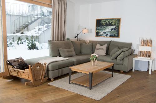 Grisons Apartamento | Valmala holiday flat for 5 people and a family dog with fenced garden