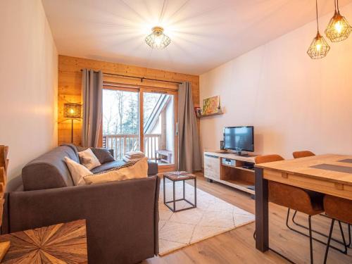 Valmorel Apartamento | Valmorel: Appt 6 pers, 2 ch, parking, wifi, skis aux pieds - FR-1-356-511