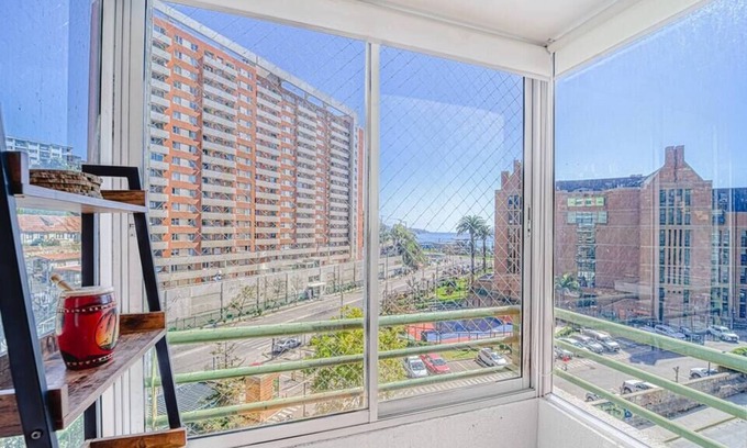Placeres Apartamento | Valparaíso Cove 3B W/View, Wifi & Home Office.