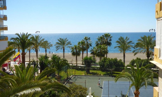 Algarrobo Apartamento | Apartamento en Valparaíso a 50 metros de la playa, piscinas, vistas al mar, tenis, terraza