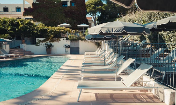 Saint-Aygulf Hotel | Van der Valk Hotel Le Catalogne Saint Aygulf