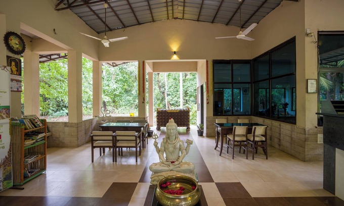 Jambughoda Complejo | VANANCHAL AGRO FARMS AND RESORTS