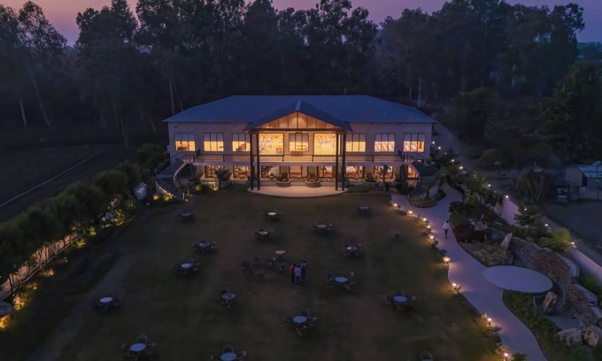 Ramnagar Complejo | Vanashraya corbett