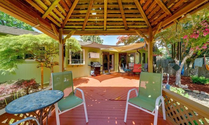 Salmon Creek Casa | Vancouver Vacation Rental ~ 16 Mi to Portland!