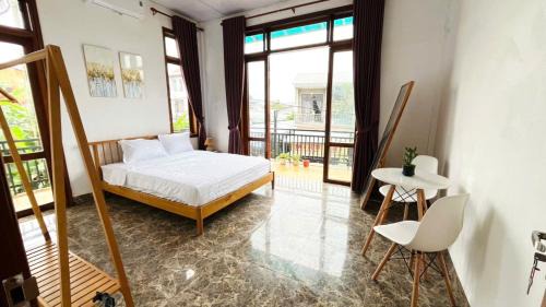 Hue Casa | Vang's Homestay - Huế