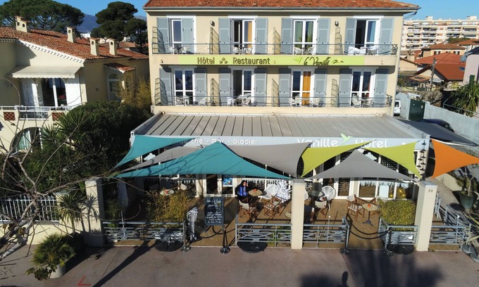 Cros-de-Cagnes Hotel | Vanillé Hotel