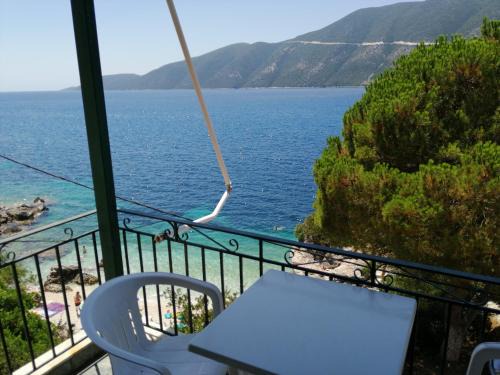 Vassiliki Apartamento | VASILIKI ROYAL STOUDIOS