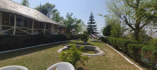 Shoghi Complejo | Vatika Resorts Cottages