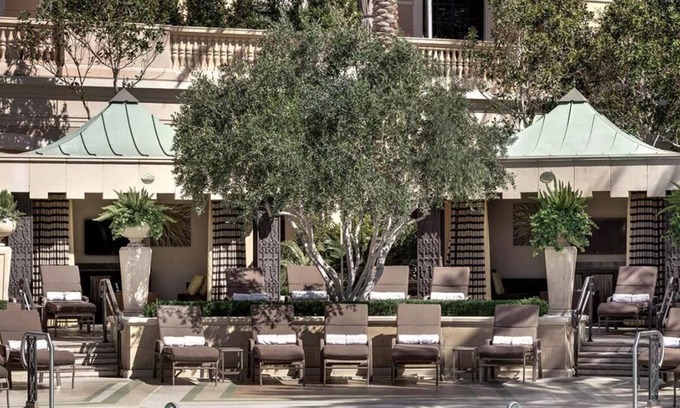 Las Vegas Casa | Vegas Adventure! Spacious 2 Units, Pools