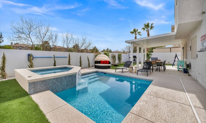 Green Valley Apartamento | Vegas Haven Pool Spa Game Room